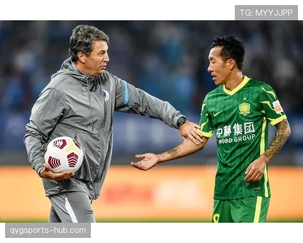 手臂不自然扩大判罚界限，裁判如何鉴别故意手球？